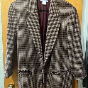 Pendleton Wool Houndstooth Blazer in Brown and Burgundy